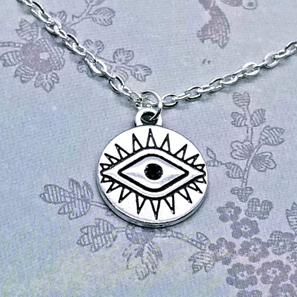 Baroque Vintage Jewelry - Evil Eye Silver Talisman Necklace